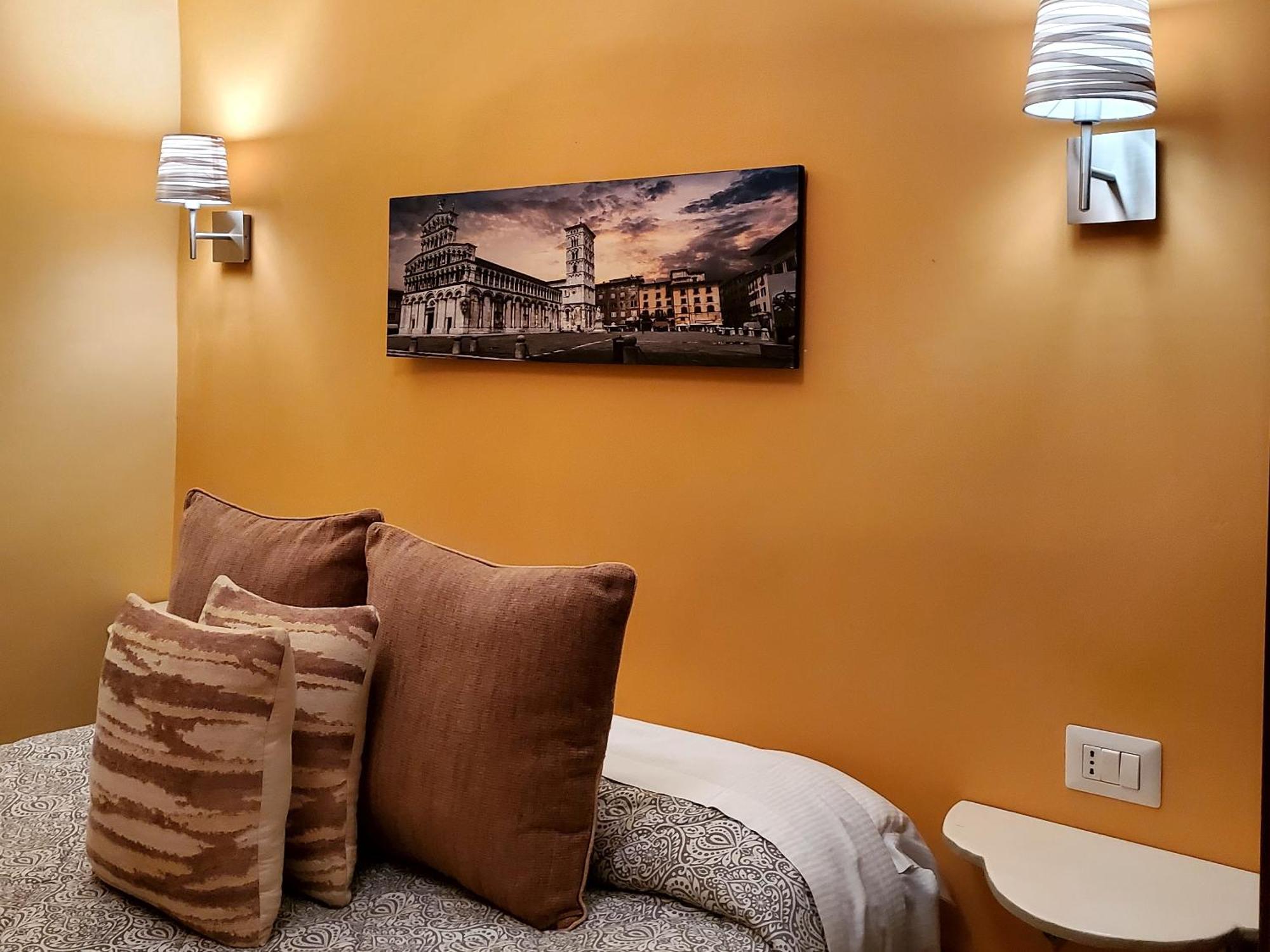 Residenza Fillanfi Ξενοδοχείο Λούκα Δωμάτιο φωτογραφία